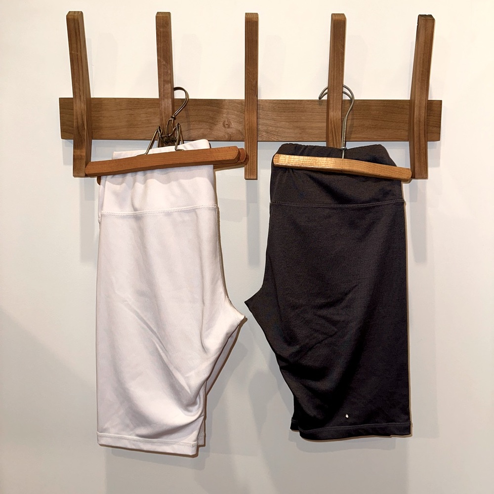 Pack of 2 Biker Shorts. WHITE + GRAY size M